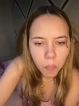 coupleyys online show from February 20, 3:25 pm