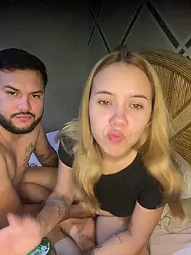 coupleyys online show from April 4, 2:07 am