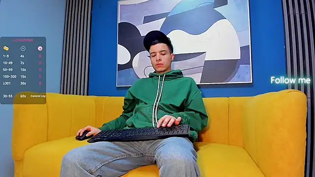 Snapshot of kevinn_blue1 chatting on October 2, 11:30 pm kevinn blue1 online show from October 2, 11:30 pm