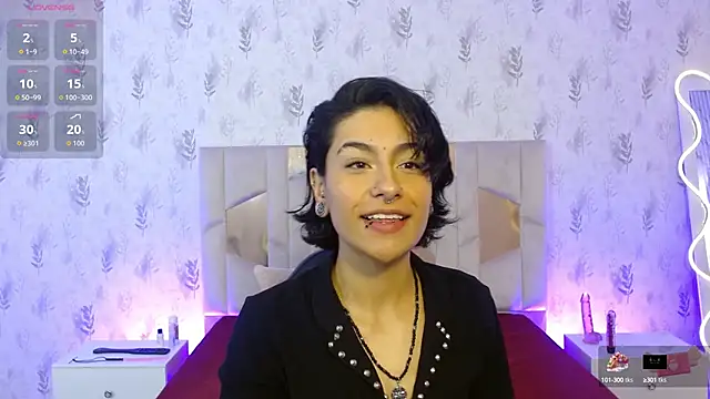 Snapshot of DAKOTA_TAY1 chatting on September 21, 12:10 pm DAKOTA TAY1 online show from September 21, 12:10 pm