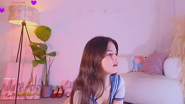 violetssweet online show from November 12, 10:52 am