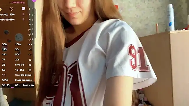 Cuteviola online show from April 14, 12:59 am