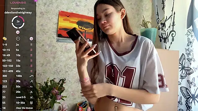 Cuteviola online show from April 23, 1:01 am