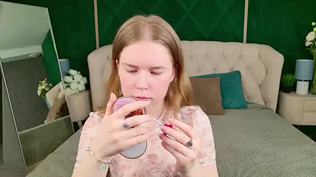 Alida Brice online show from April 24, 5:42 am