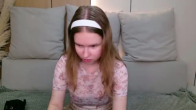 Alida Brice online show from April 5, 5:36 am