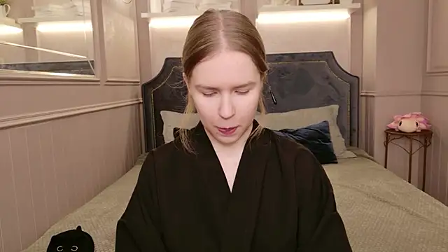 Alida Brice online show from April 23, 5:47 am