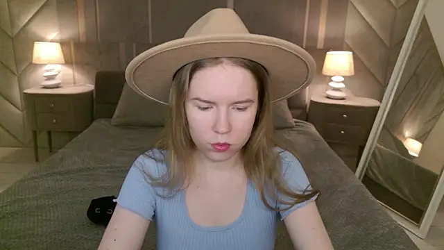 Alida Brice online show from March 11, 5:45 am