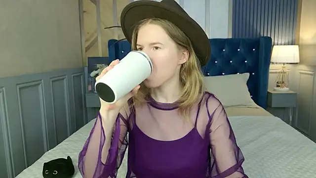 Alida Brice online show from May 20, 10:56 am