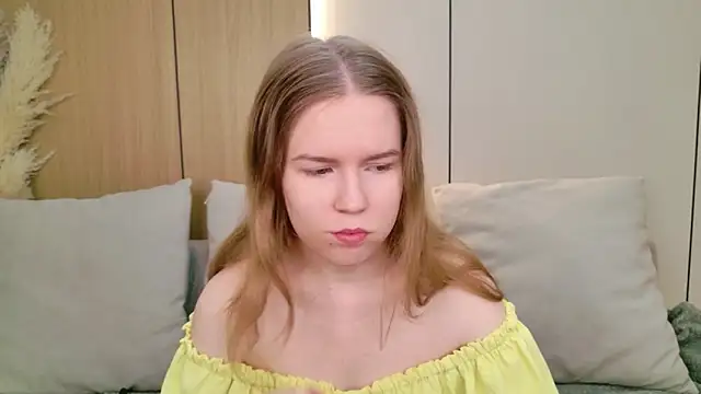 Alida Brice online show from April 2, 5:36 am