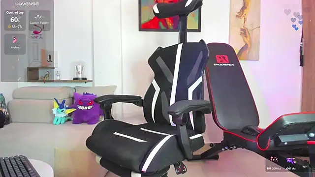 Snapshot of JordanRossie chatting on November 20, 11:58 pm JordanRossie online show from November 20, 11:58 pm