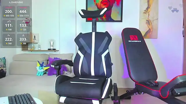 Snapshot of JordanRossie chatting on November 26, 2:17 pm JordanRossie online show from November 26, 2:17 pm