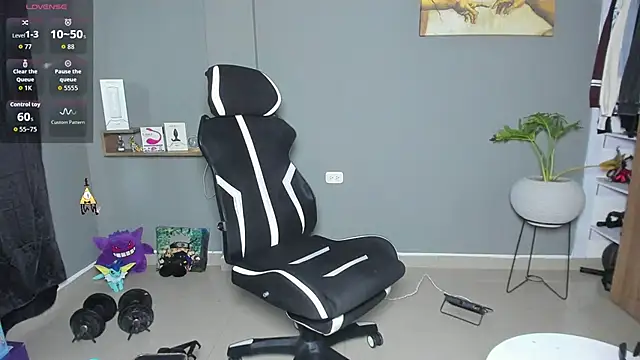 JordanRossie online show from April 8, 2:51 pm