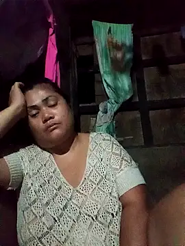 Snapshot of slutty_pinay12 chatting on November 23, 3:33 pm slutty pinay12 online show from November 23, 3:33 pm