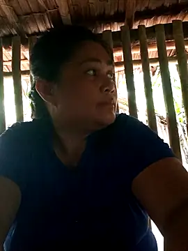 Snapshot of slutty_pinay12 chatting on October 25, 6:23 am slutty pinay12 online show from October 25, 6:23 am