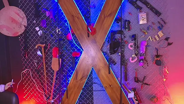 Dmorningstar bdsm online show from October 28, 1:21 pm