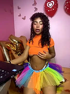 Snapshot of PrettyTiana_ chatting on October 8, 9:15 pm PrettyTiana online show from October 8, 9:15 pm