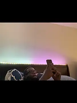 nymphoandthebeast69 online show from December 2, 11:01 am