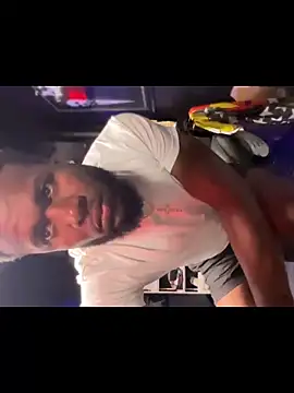 nymphoandthebeast69 online show from April 23, 7:37 pm