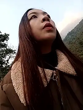 Snapshot of -Miu-98 chatting on January 13, 12:47 am -Miu-98 online show from January 13, 12:47 am