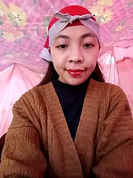 Snapshot of -Miu-98 chatting on December 21, 1:41 am -Miu-98 online show from December 21, 1:41 am