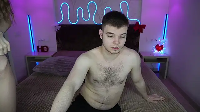 Vikki George online show from December 5, 2:10 am