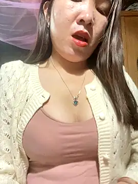 Luna-ass online show from November 26, 12:21 am