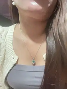 Snapshot of Luna-ass chatting on February 20, 7:10 am Luna-ass online show from February 20, 7:10 am