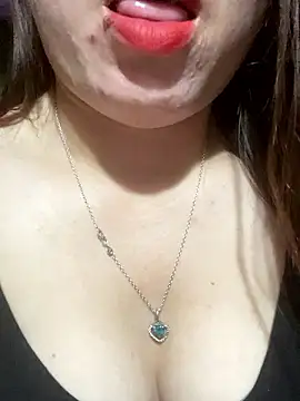 Snapshot of Luna-ass chatting on January 19, 1:26 pm Luna-ass online show from January 19, 1:26 pm