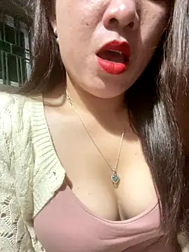 Luna-ass online show from December 15, 12:00 pm