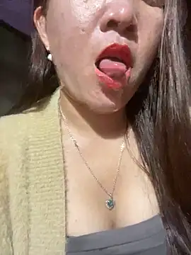 Luna-ass online show from December 17, 12:21 pm