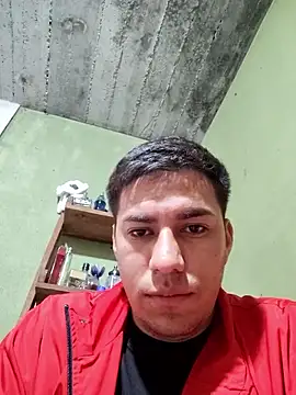 Snapshot of pareja076 chatting on September 15, 12:11 am pareja076 online show from September 15, 12:11 am