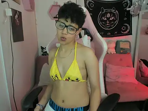 Jade Rayden online show from April 19, 5:30 am