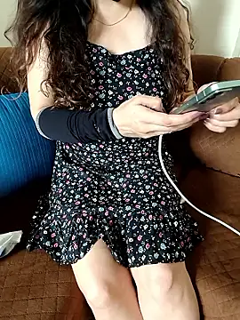 Snapshot of sassy_aly007 chatting on November 2, 8:30 am sassy aly007 online show from November 2, 8:30 am