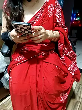 Snapshot of sassy_aly007 chatting on November 9, 4:00 pm sassy aly007 online show from November 9, 4:00 pm