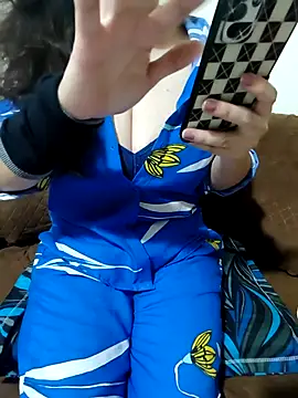 Snapshot of sassy_aly007 chatting on October 27, 5:25 pm sassy aly007 online show from October 27, 5:25 pm