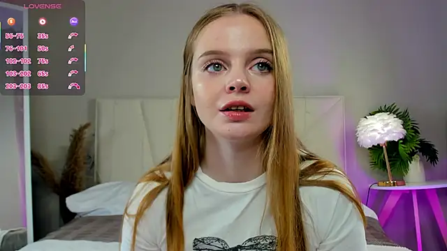 Snapshot of Amanda_steele chatting on December 2, 3:07 am Amanda steele online show from December 2, 3:07 am