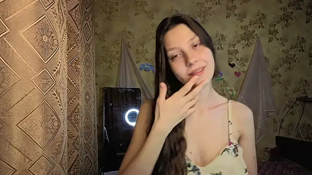 QutieDaSweet online show from February 13, 1:16 am