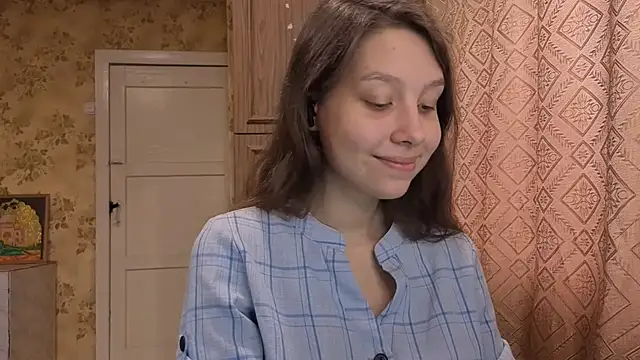 QutieDaSweet online show from October 26, 6:25 am