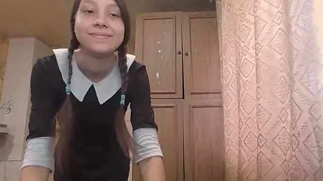 QutieDaSweet online show from October 27, 3:07 am