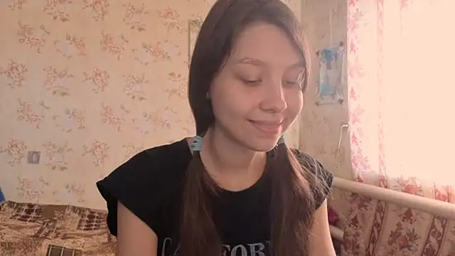 QutieDaSweet online show from October 15, 6:11 am