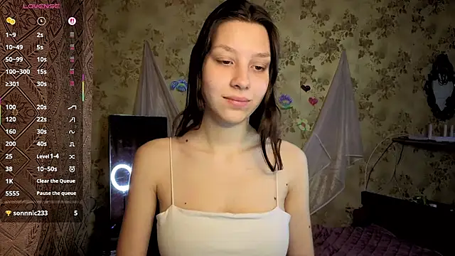 QutieDaSweet online show from February 14, 1:28 am