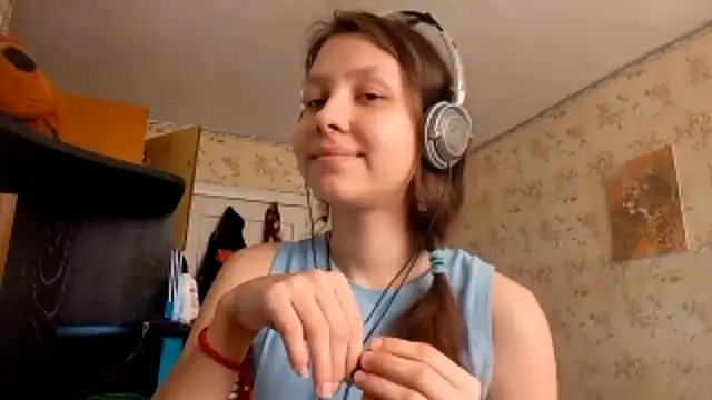 QutieDaSweet online show from September 17, 8:05 am