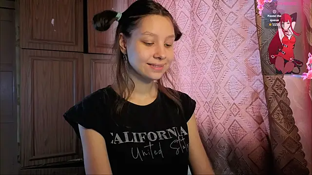 QutieDaSweet online show from December 14, 9:04 am