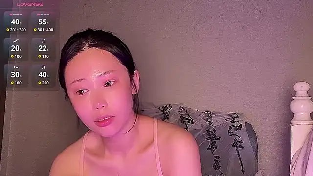 Snapshot of Sweet-taiyang chatting on September 24, 2:34 pm Sweet-taiyang online show from September 24, 2:34 pm
