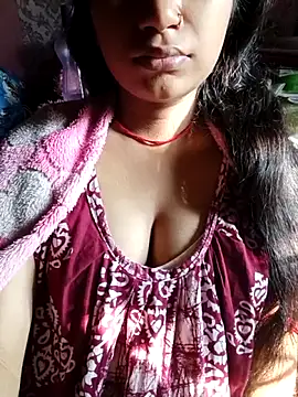 Snapshot of soni2005 chatting on February 7, 3:25 am soni2005 online show from February 7, 3:25 am