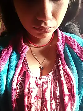 Snapshot of soni2005 chatting on February 3, 2:53 am soni2005 online show from February 3, 2:53 am