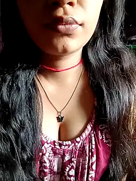 Snapshot of soni2005 chatting on February 4, 3:56 am soni2005 online show from February 4, 3:56 am