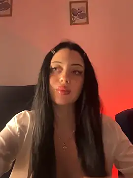Snapshot of SexyNixy chatting on October 3, 5:25 pm SexyNixy online show from October 3, 5:25 pm