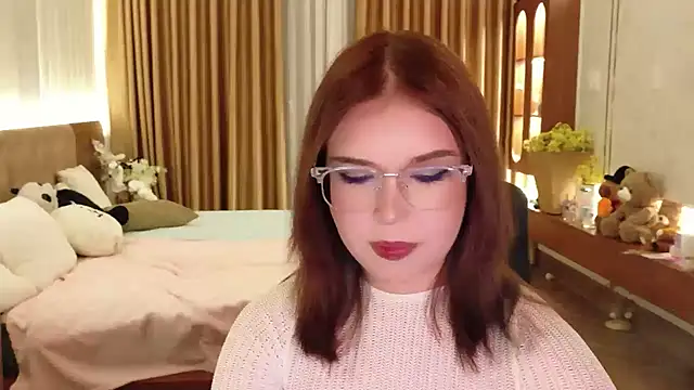 Snapshot of Lilith_Bonheur chatting on May 12, 8:04 pm Lilith Bonheur online show from May 12, 8:04 pm