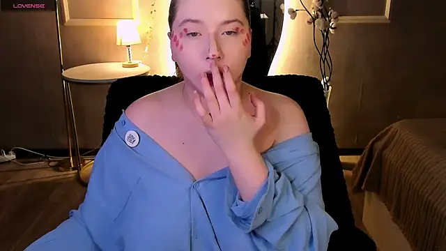 Selena Muse online show from February 6, 1:29 pm